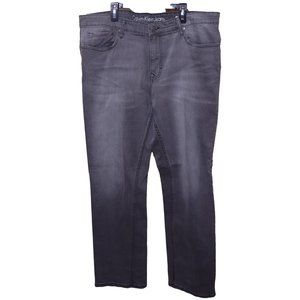 Calvin Klein Jeans Men's Slim Straight Black